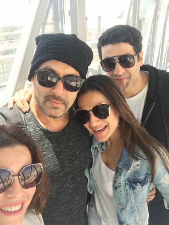 Spotted! Bollywood celebs descend down in sunny Madrid for IIFA Awards 2016 Salman Khan and Amisha Patel land in Madrid for IIFA 2016